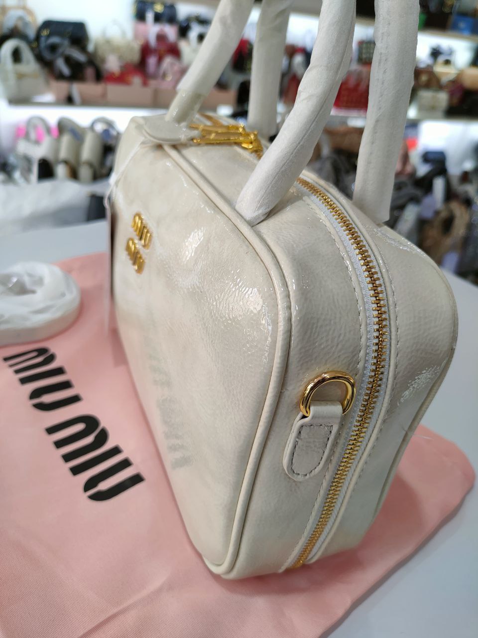 /public/uploads/photos/shares/Suzy bags/IMG_2714.jpeg